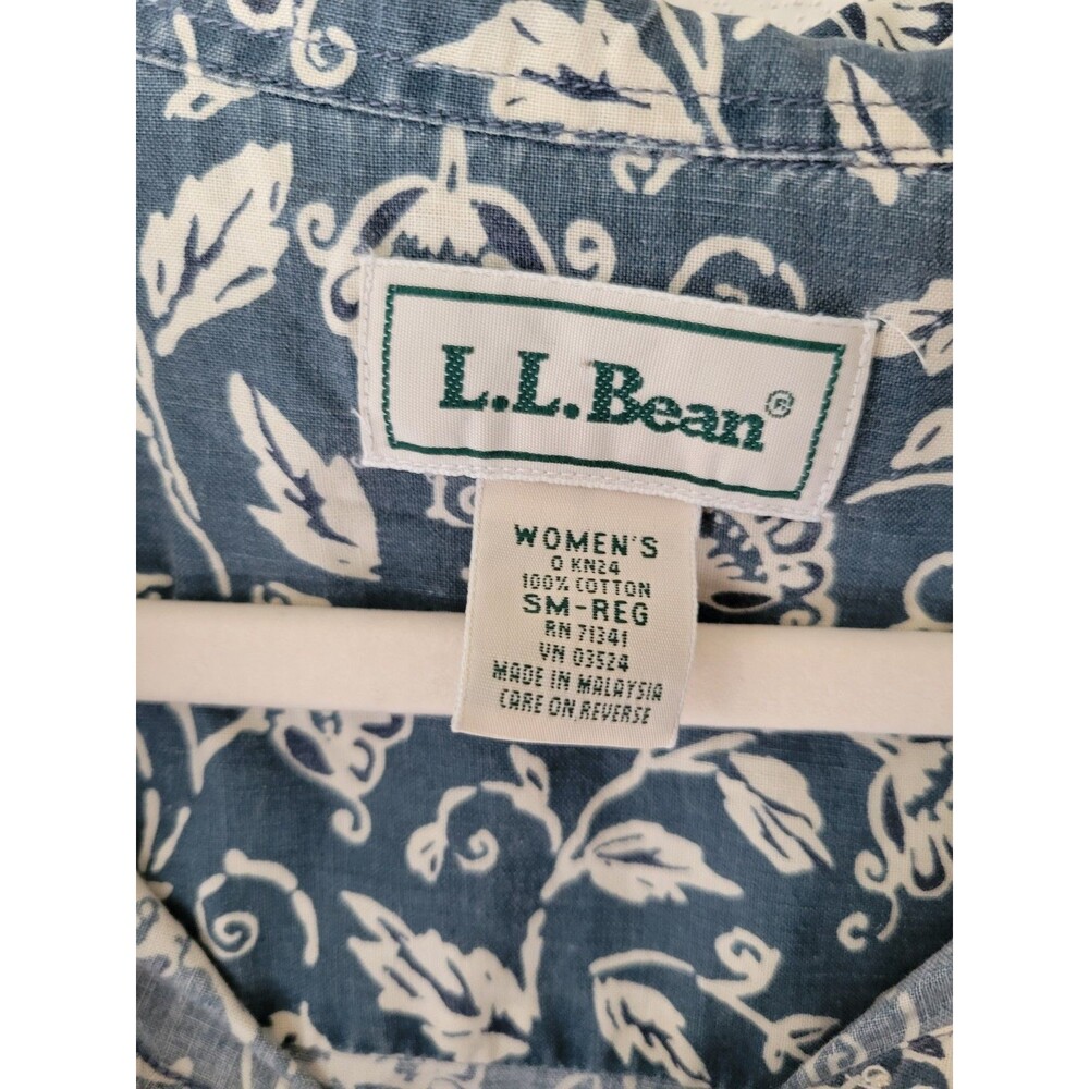 Blue White Floral Button Up Shirt 100% Cotton Cottagecore Women's Small L.L.Bean - Picture 4 of 6